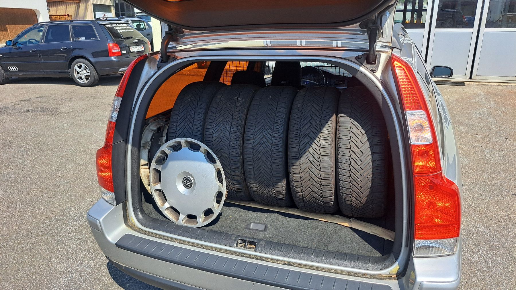 Volvo Autos: Volvo V70 D5 – D'occasion à Rothenthurm par Sachsturbo 4