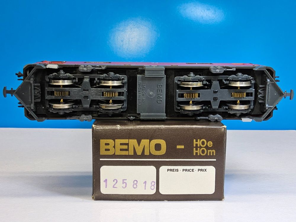 Bemo Modelleisenbahnen: BEMO 125818 Vitrinenmodell _ RhB Ge 4/4 II _ 618 _ Bergün – Gebraucht aus Uerikon von Airport68 7