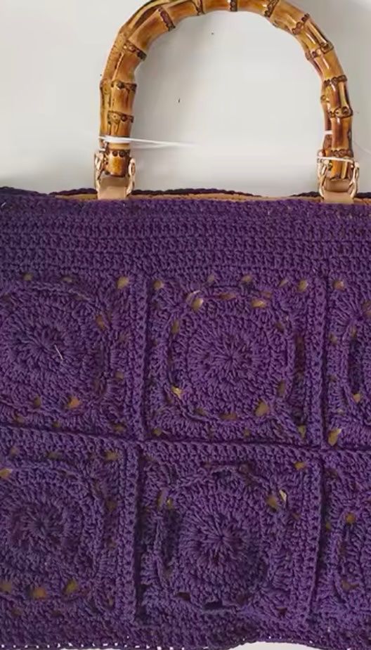 Borse da donna: Sac crochet violet anse en bois – Nuovo (secondo la descrizione) da Genève venduto da bha_jcf5 2