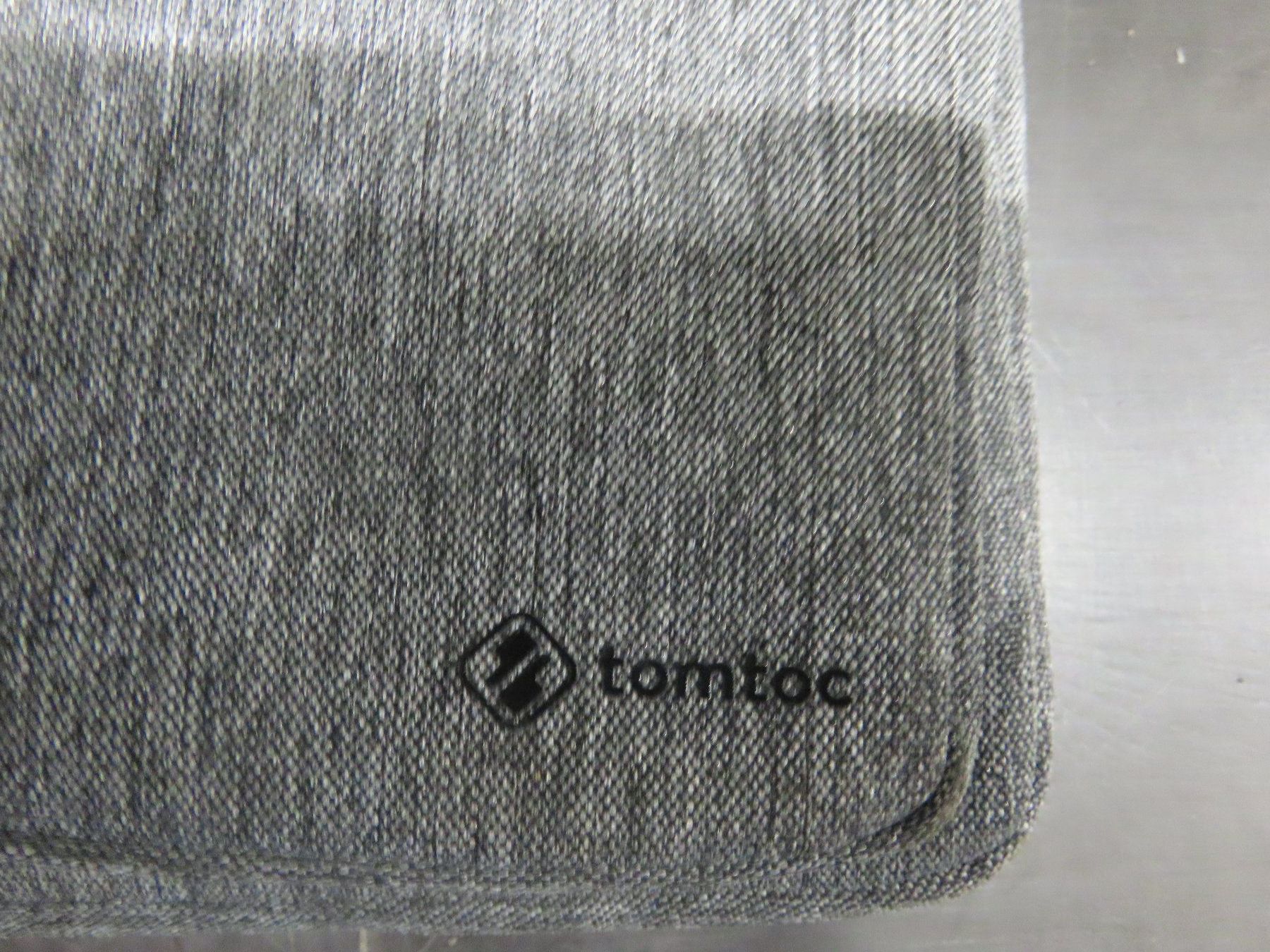 Borse: Laptoptasche Tomtoc Versatile A42 – Usato da Alpnach-Dorf venduto da Hess-Automobile 1