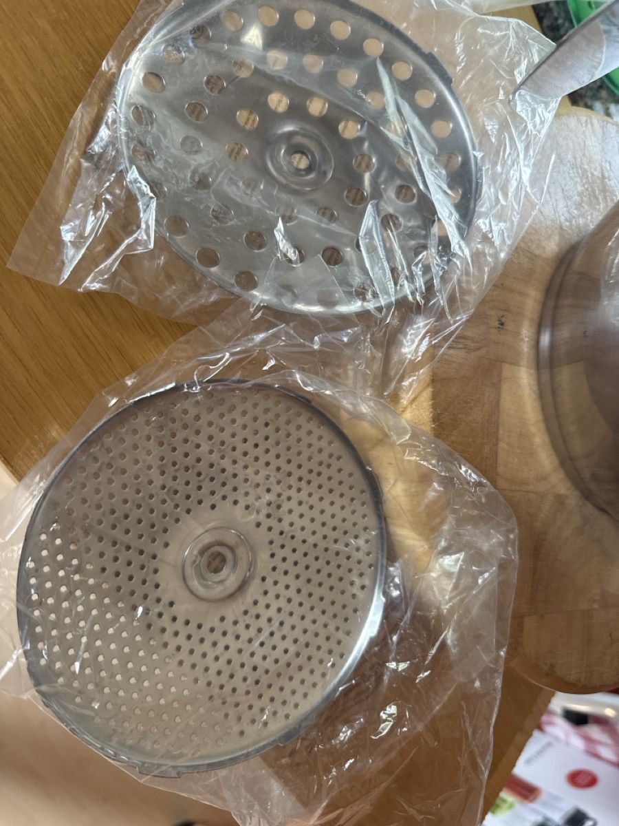 Küchengeräte: Sauce Press with accessories good condition – Neu (gemäss Beschreibung) aus Neirivue von naz_z28w 2