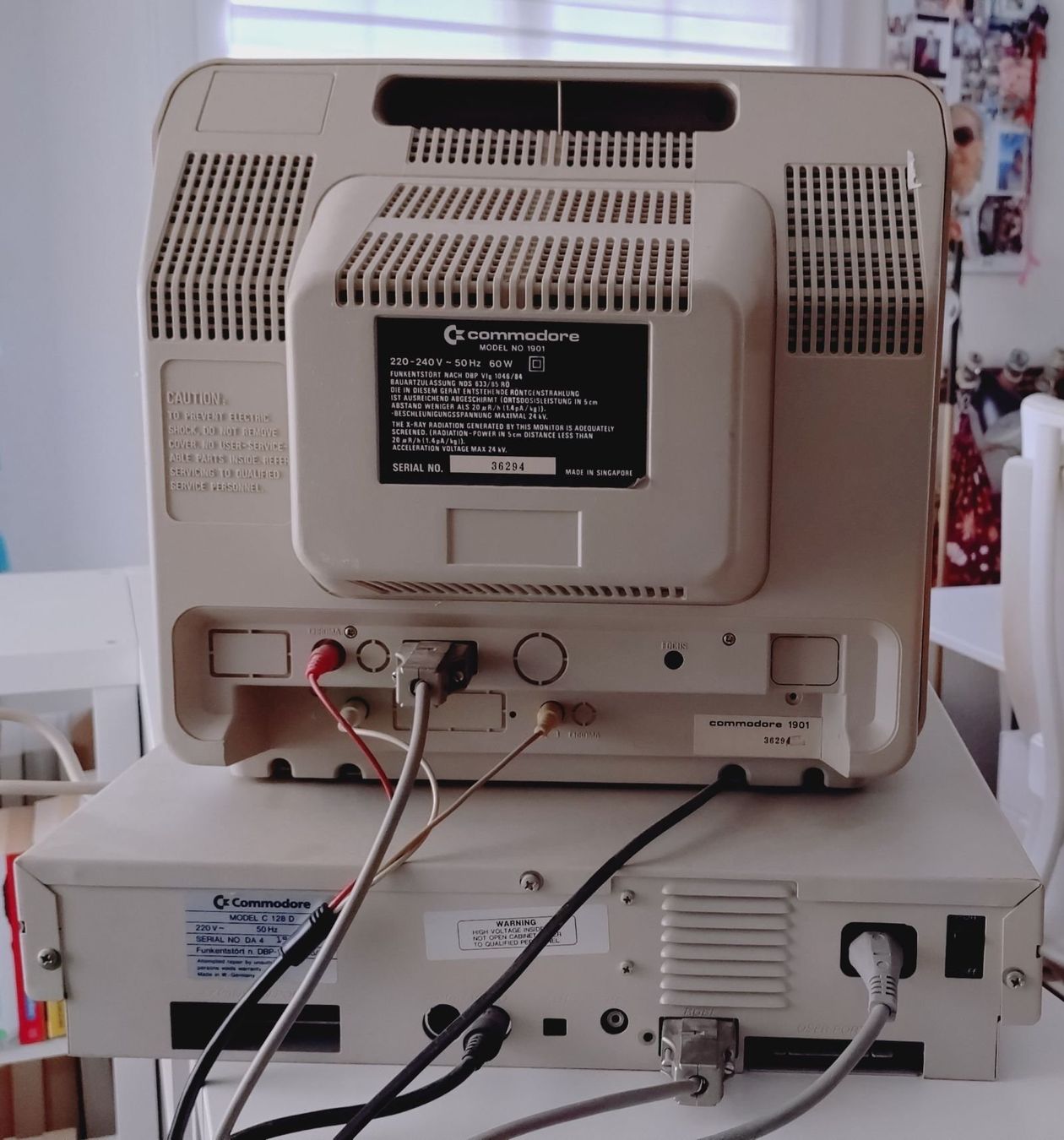 Commodore PCs: Commodore C128D & Commodore 1901 – D'occasion à Grüningen par Stargazer 1