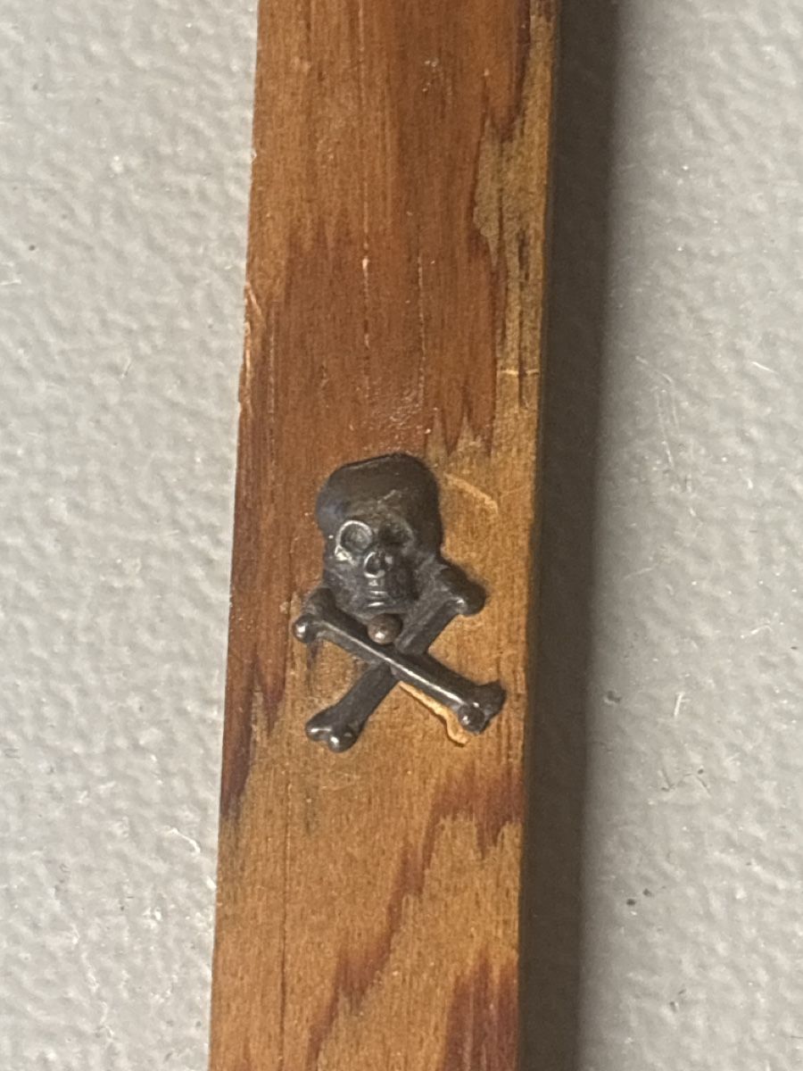 Tutte le decorazioni: Crocefisso in legno con teschio – Usato da Giubiasco venduto da cri_mzc6 1