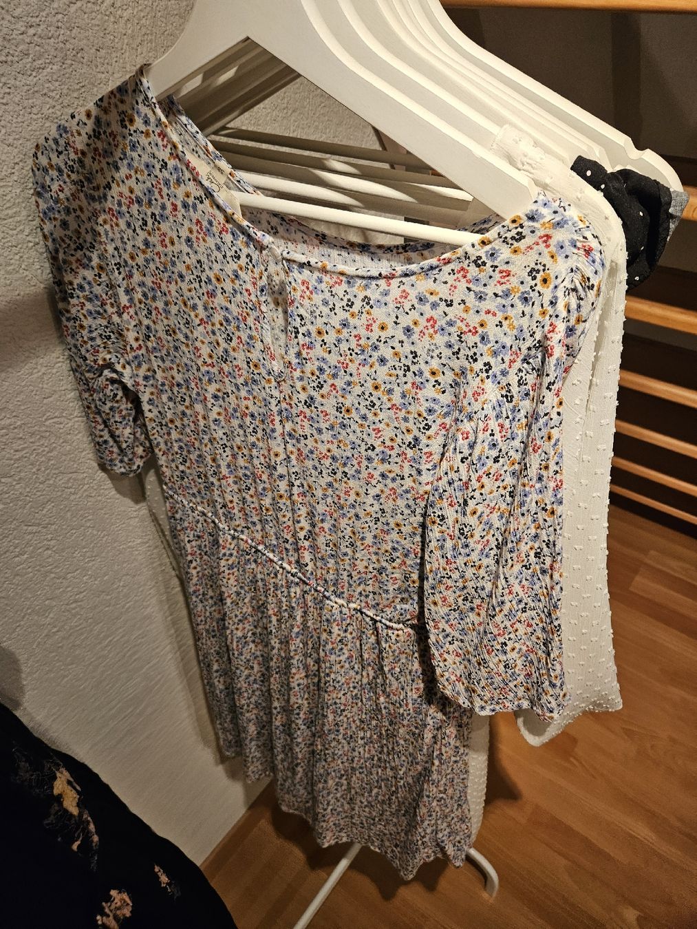 Lotti di vestiti: Kleiderpaket Damen – Usato da Seon venduto da Julia87 2