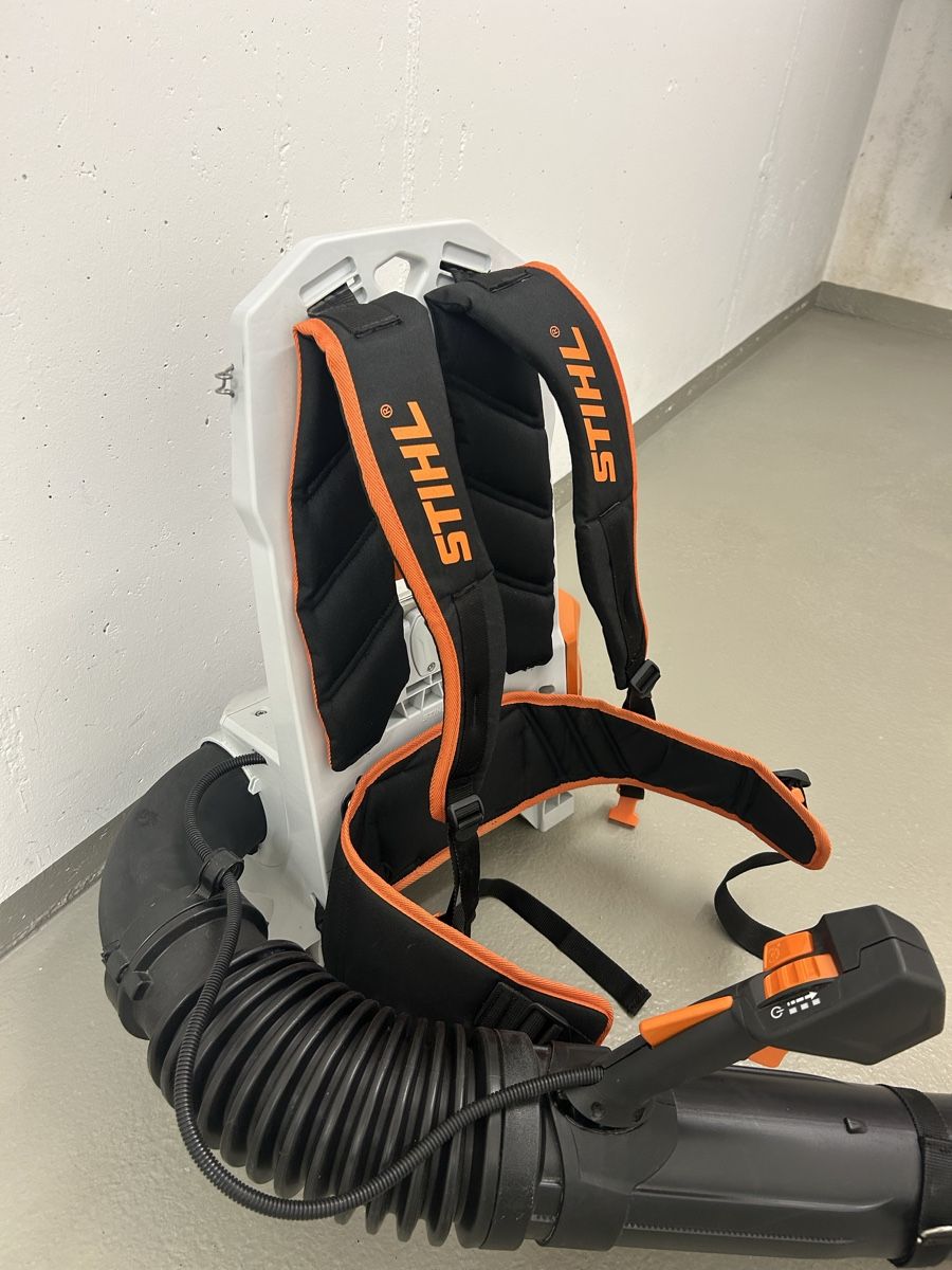 Stihl Aspirateurs & souffleurs à feuilles: STIHL Laubbläser Rückentragbar – Défectueux à Rothrist par Miri_sm6 3