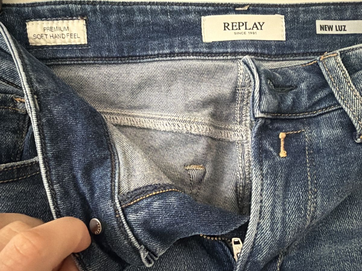 Replay Jeans: Replay New Luz Bootcut Jeans, neu! – Nuovo (secondo la descrizione) da Niederhasli venduto da Luxevault 2