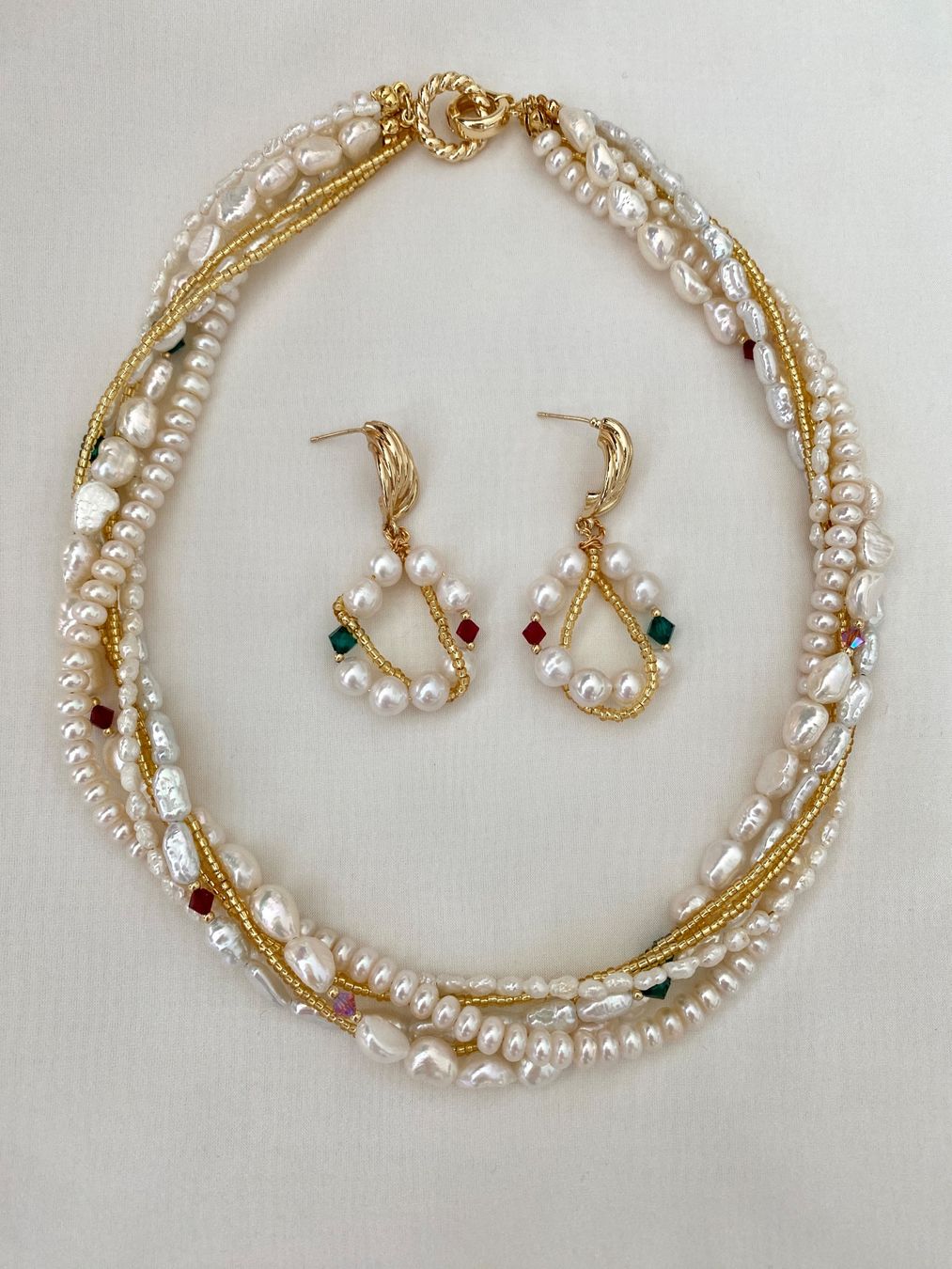 Catenine: Süsswasserperlen Kette mit Ohrringe – Nuovo e nell'imballaggio originale da Sarnen venduto da Yingsperlen4