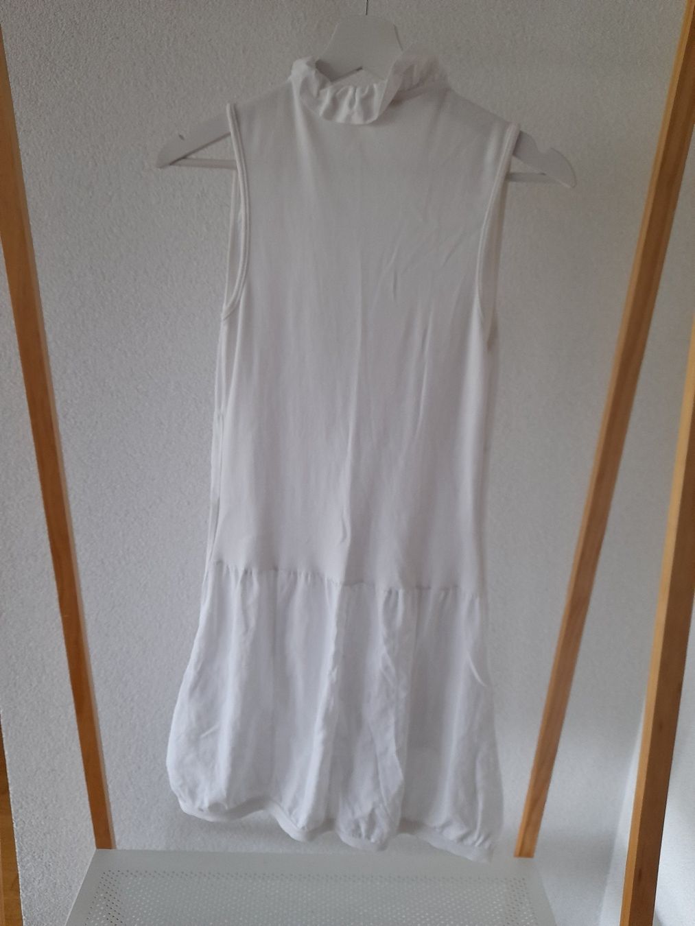 Kleider: Robe blanche – Gebraucht aus Mont-sur-Lausanne von Pioutch 1