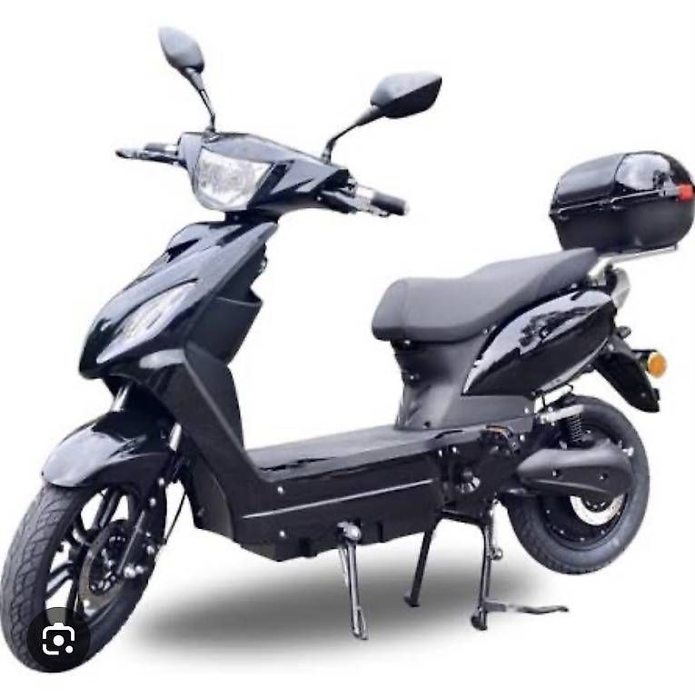 Scooter: Elektro Roller  – Usato da Buchs SG venduto da cama03