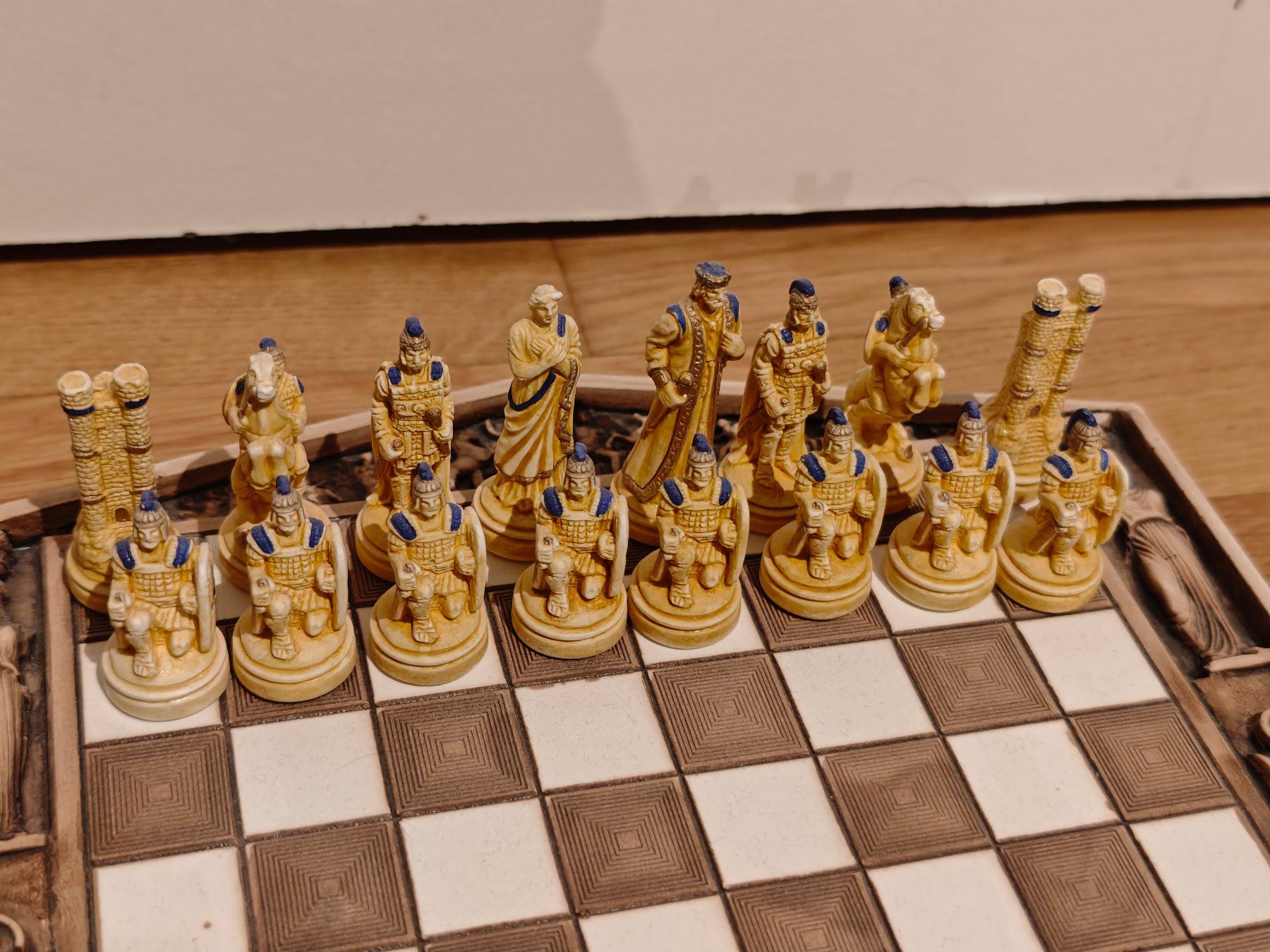 Giochi: Schachbrett mit Figuren Keramik – Usato da Bonstetten venduto da lin_fy7n 2