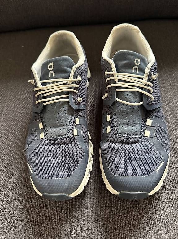 Scarpe da uomo: Basket On 42 – Usato da Poliez-le-Grand venduto da popob63 1