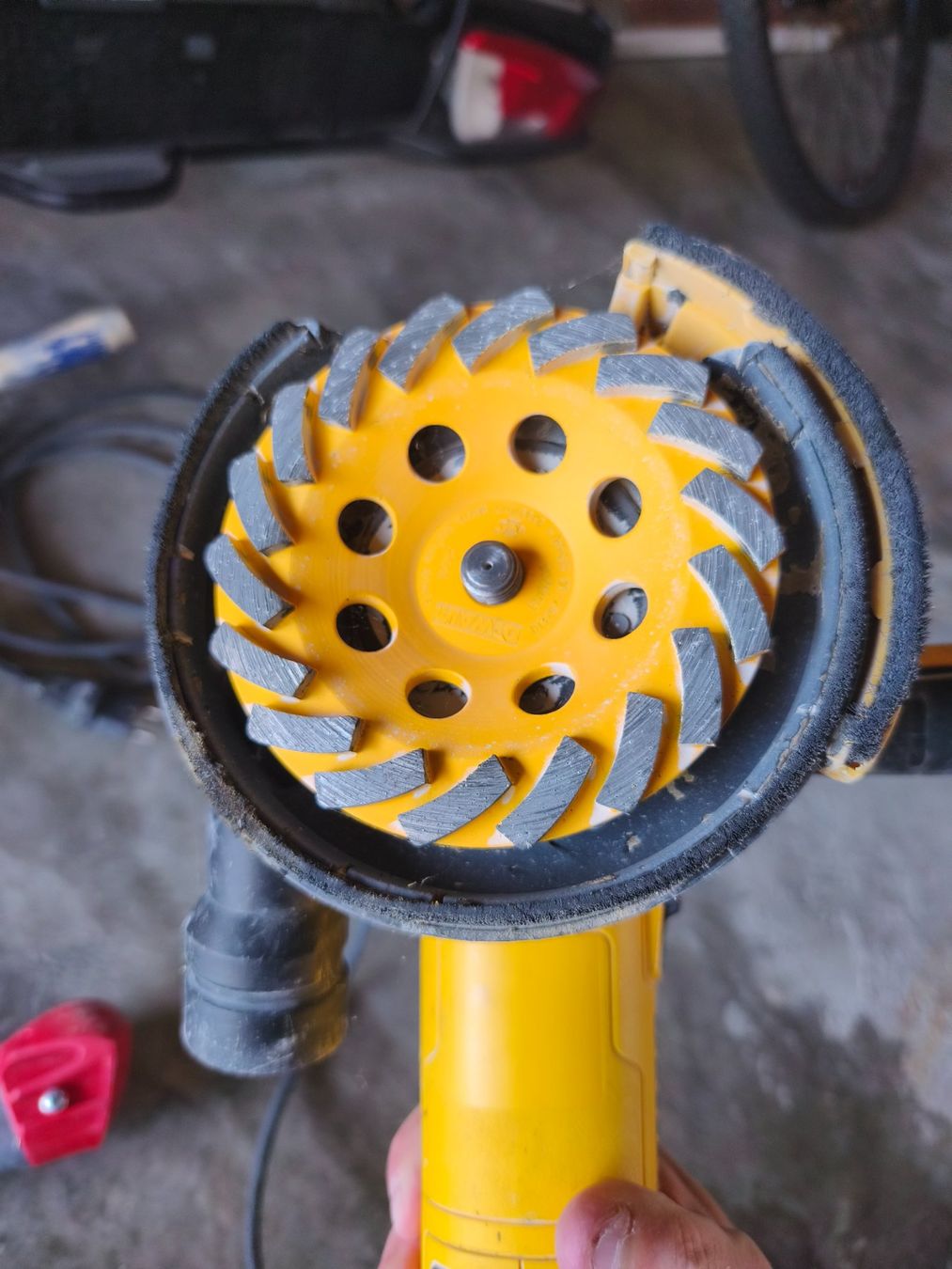 Dewalt Schleifen & Polieren: DeWalt Betonschleifer – Gebraucht aus Rubigen von HEIDA_82 3