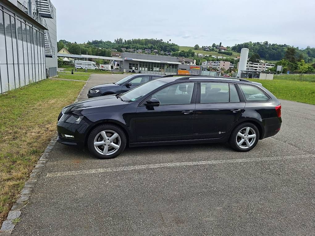 Autos: Skoda octavia – D'occasion à St. Antoni par Menzce 3