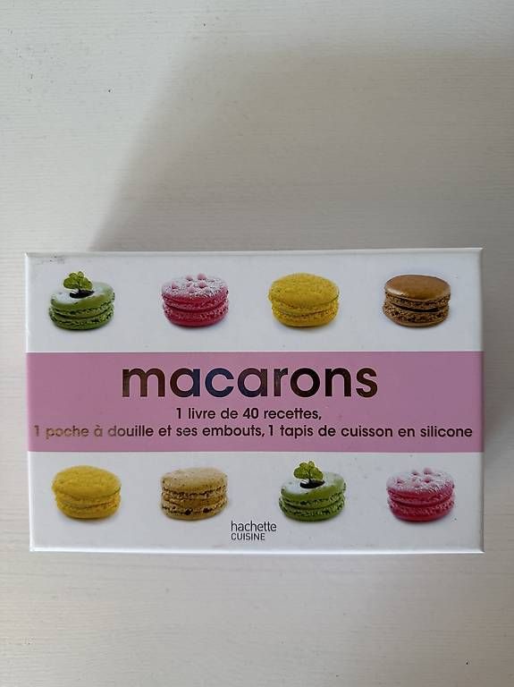 Sonstige Dekorationen & Accessoires: Box macarons – Gebraucht aus Duillier von sab_17