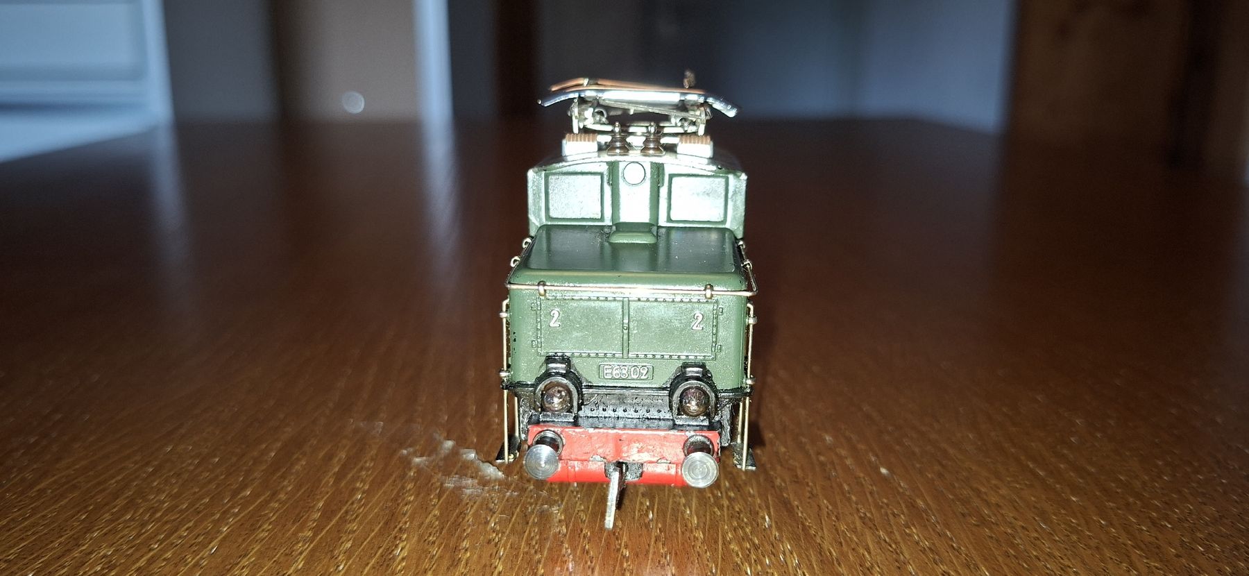 Märklin Modellini di ferrovie: H0 Märklin AC Analog Lok DB E6302. – Difettoso da Pfäffikon ZH venduto da gub_2j76 4