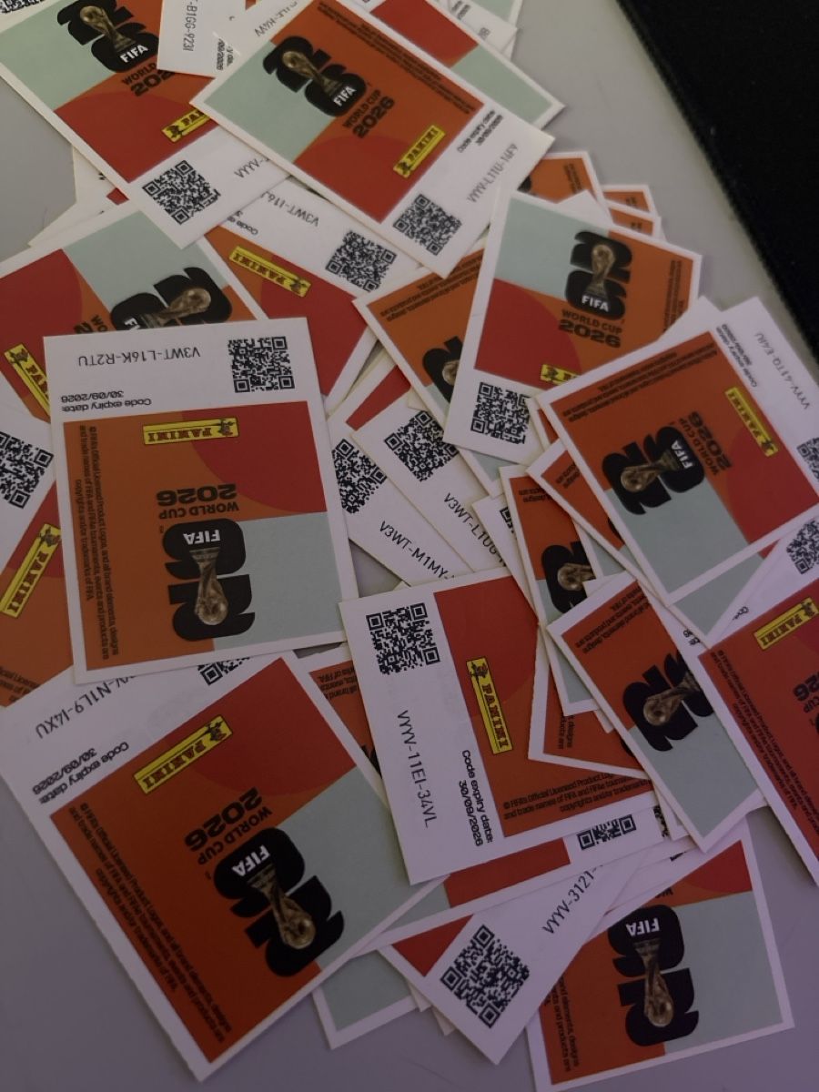 Panini Carte collezionabili: Panini digital Card 50stck. – Nuovo (secondo la descrizione) da Rechthalten venduto da Thierry_89
