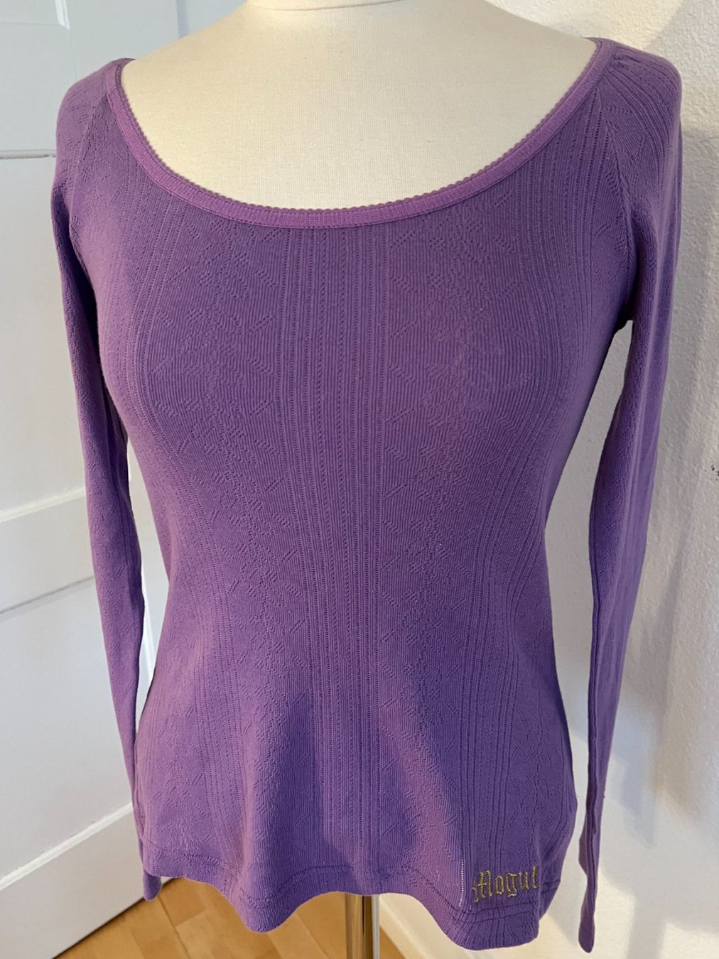 Maglioni & Felpe: MOGUL Damen Pullover in Gr. M, Lila, NEU – Nuovo e nell'imballaggio originale da Worb venduto da farben20zauber 1