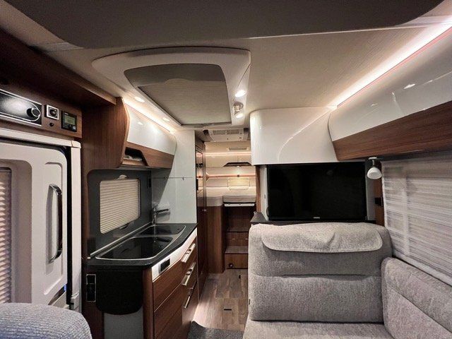 Hymer Veicoli da campeggio: Hymer B580MC – Usato da Schmerikon venduto da Mrflyaway 2