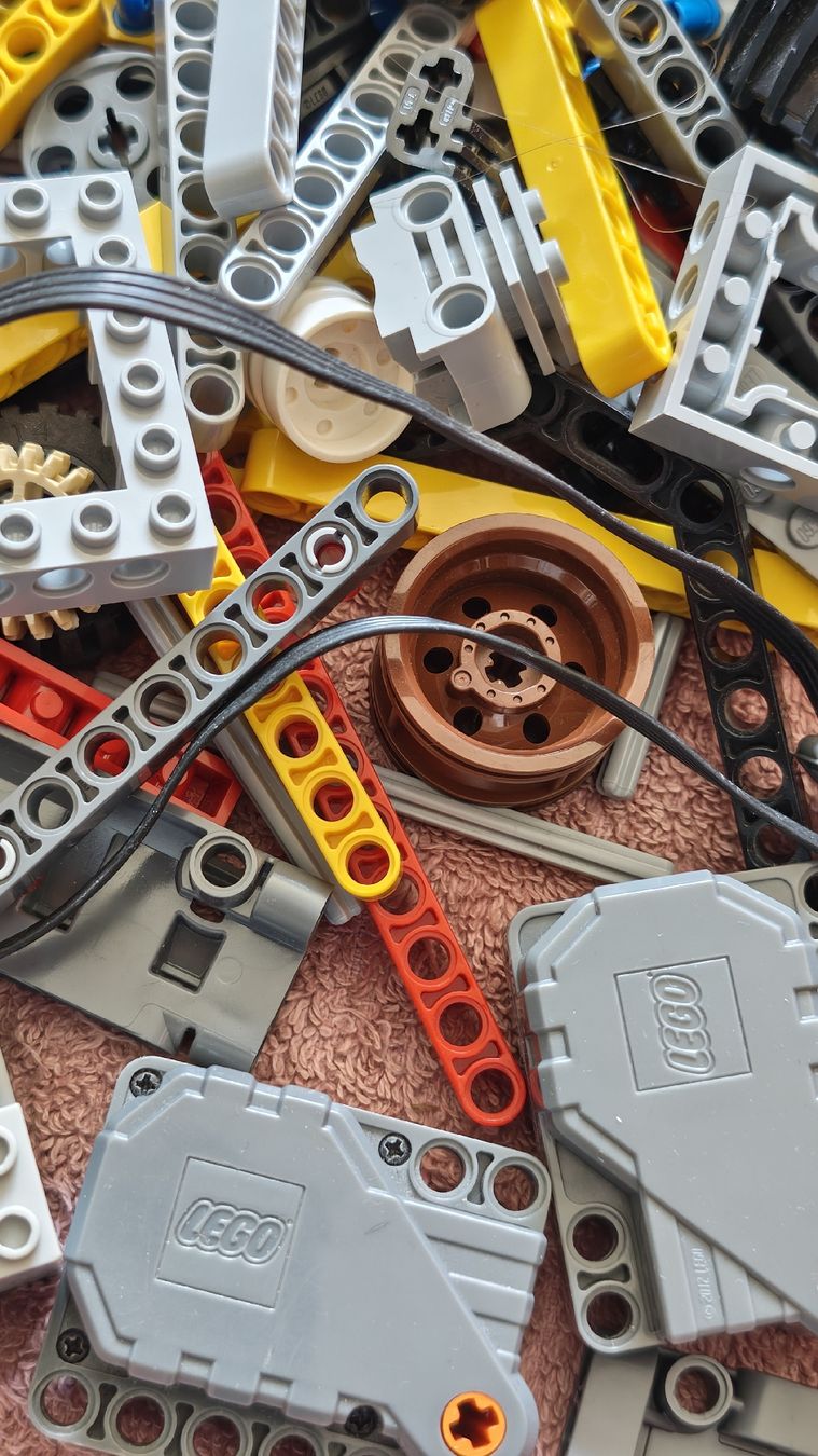 Lego Spielzeuge: Lego Technik Teile ca. 2,1 Kilo – Gebraucht aus Effretikon von Superkarin7 2
