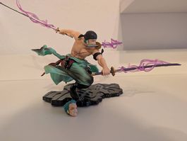 Actionfigur Zoro mit drei Schwertern Top Zustand