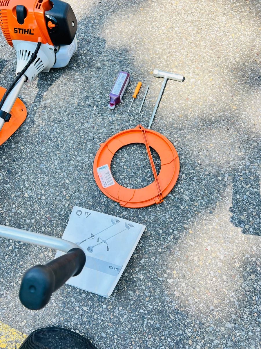 Stihl Tutti gli attrezzi: Rasentrimmer Stihl FS 130 Profi – Usato da Urdorf venduto da mas_5wfz 6