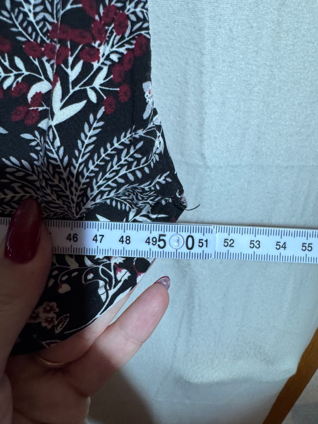 Only Camicette: Schöne Bluse mit Blattmuster von Only Gr: 38 – Usato da Grosswangen venduto da SALE_SALE_SALE 8