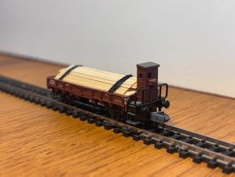 e1969: Flachwagen mit Ladung Echtholz (Spur N)