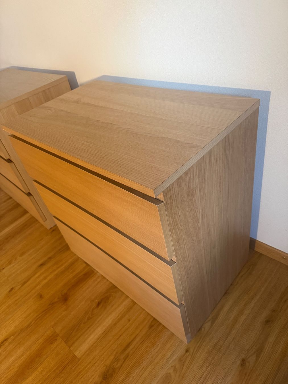 Ikea Cassettiere: Set de 2 commodes IKEA Malm bois chêne blanchi – Usato da Zollikerberg venduto da fil_9vvz 3