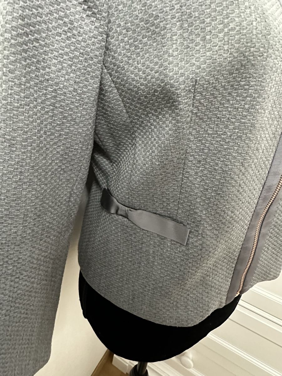 Ted Baker Giacche: TED BAKER Blazer TB4 NP 499 – Usato da Richterswil venduto da chikolina01 1