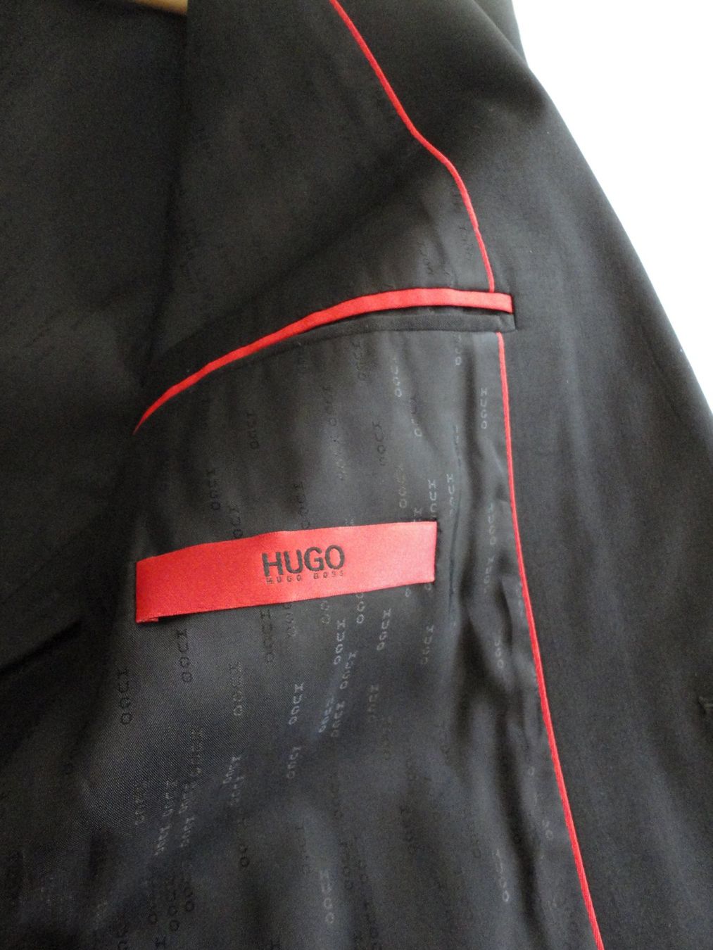 Hugo Boss Giacche: HUGO BOSS Sakko schwarz – Nuovo (secondo la descrizione) da Bonstetten venduto da nat_tv99 2