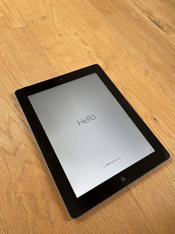 Tablet PC: Apple iPad – Usato da Staufen venduto da Flamenco666 1
