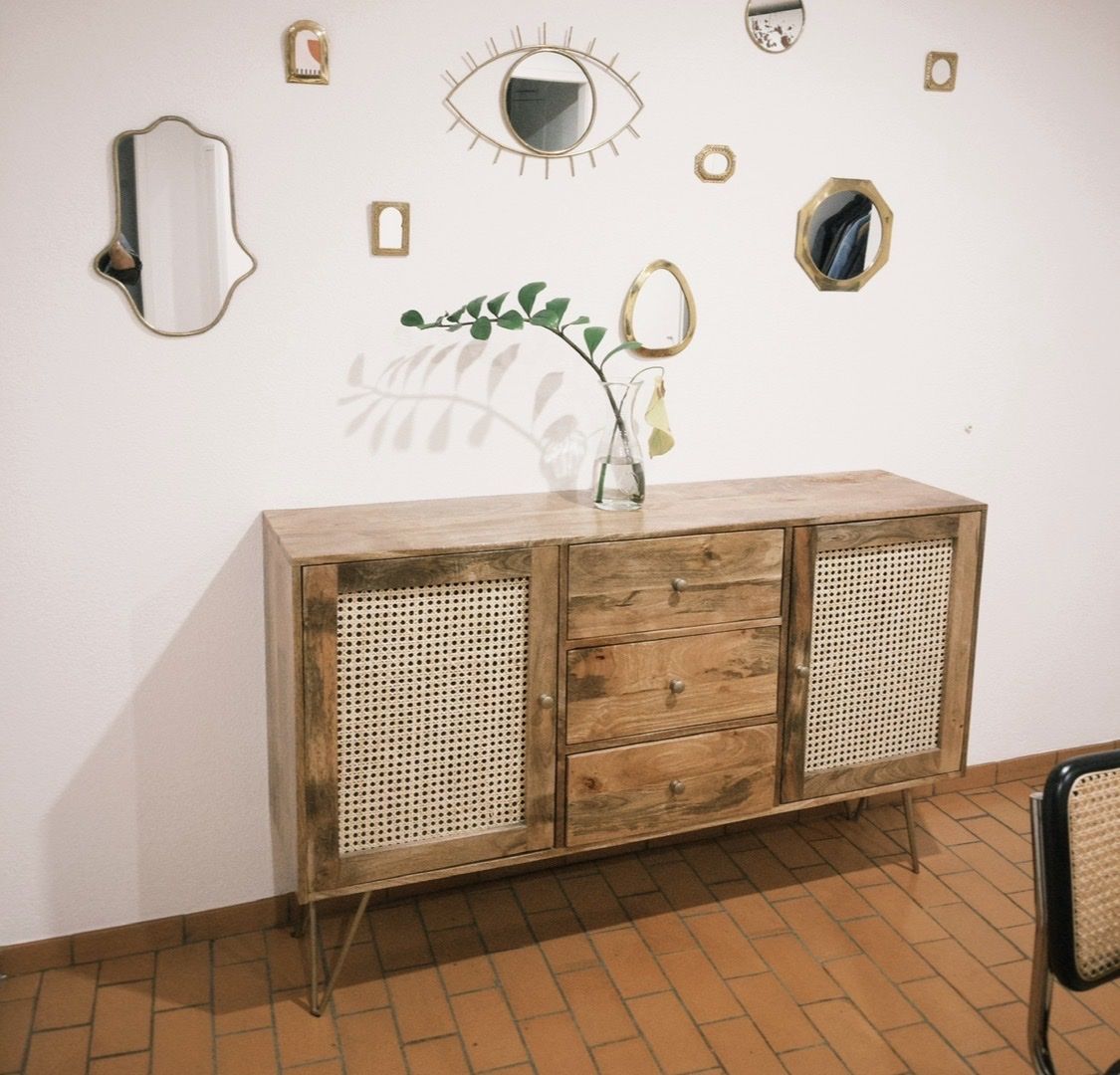 Credenze: Holz Sideboard/Buffet mit Rattan Details – Usato da Luzern venduto da rei_vjr8