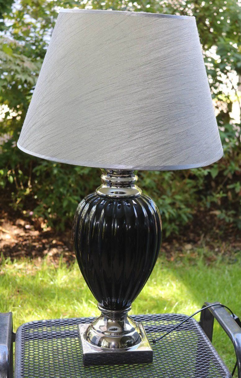 Lampade: Wunderschöne Retro-Tischlampe – Usato da Frick venduto da Emma2026 1