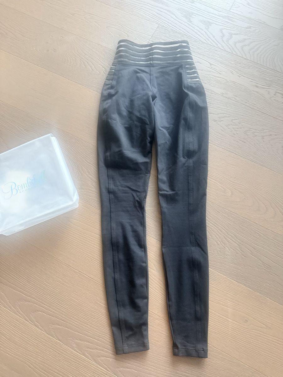 Leggings: Bombshell leggings  – Neuf (Voir description) à Melide par Nikola-123 2