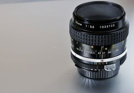 Nikon Micro-Nikkor 55mm f/3.5