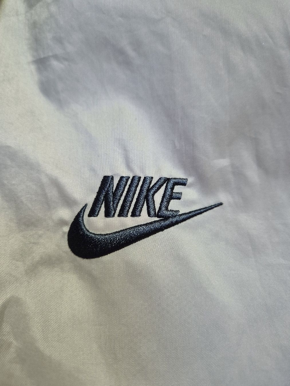 Nike Giacche: Rare Nike Windrunner Jacke Grösse M – Nuovo (secondo la descrizione) da St. Gallen venduto da CaliSunshine 2