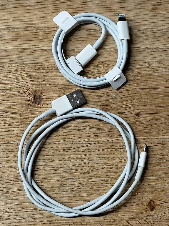 Apple Portables: iPhone SE 1. Generation  64 GB  4" – D'occasion à Bottmingen par cinchispa 3