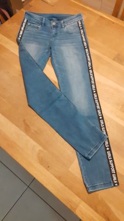 neu: tolle Jeans Gr. 164, 75% Baumwolle
