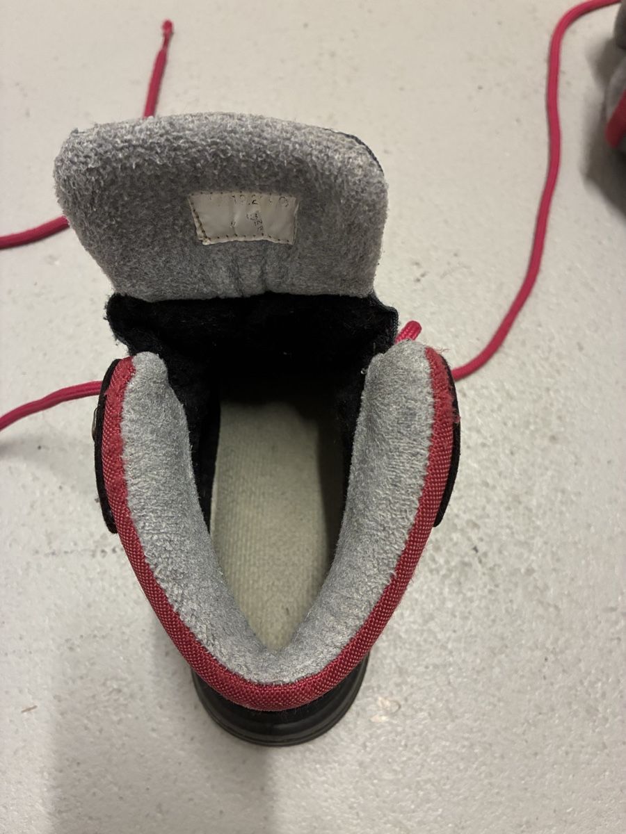 Schuhe für Jungen: Winterschuhe Grösse 33 – Gebraucht aus Männedorf von 3sacompany 3