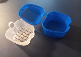5x Schachtel für Zahnprothesen / 5x Boite pour dentier