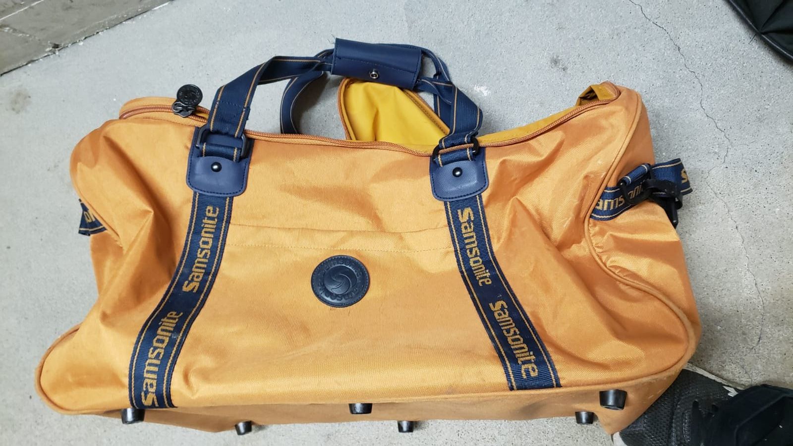 Borse: Stofftaschen – Usato da Richterswil venduto da Alida62 1