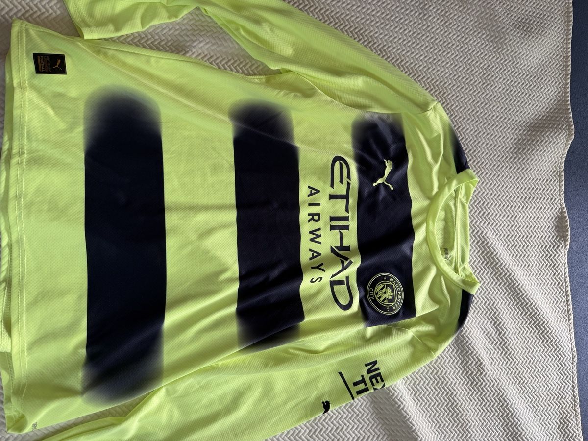 Leibchen & Hosen: Original Manchester City 22/23 third Long sleeve – Neu (gemäss Beschreibung) aus Aarberg von marcoo237
