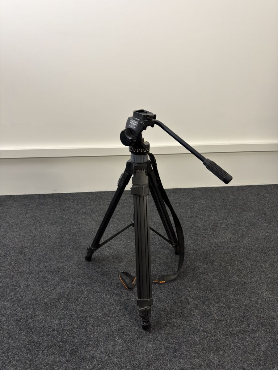 Videocamere: Bilora Pro 930 Videostativ mit Fluid-Kopf – Usato da Zürich venduto da Daveischda