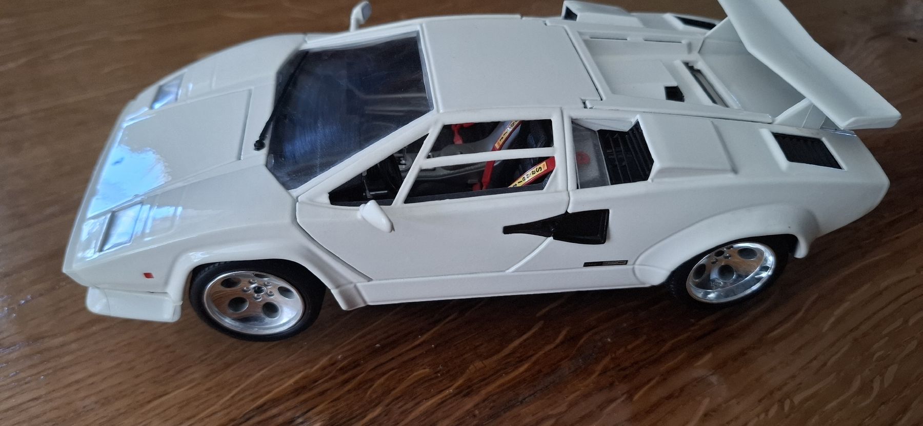 Lamborghini Modellini d'auto: Modellauto Lamborghini countach 1:18 – Usato da Guntershausen venduto da Jtattoo 1