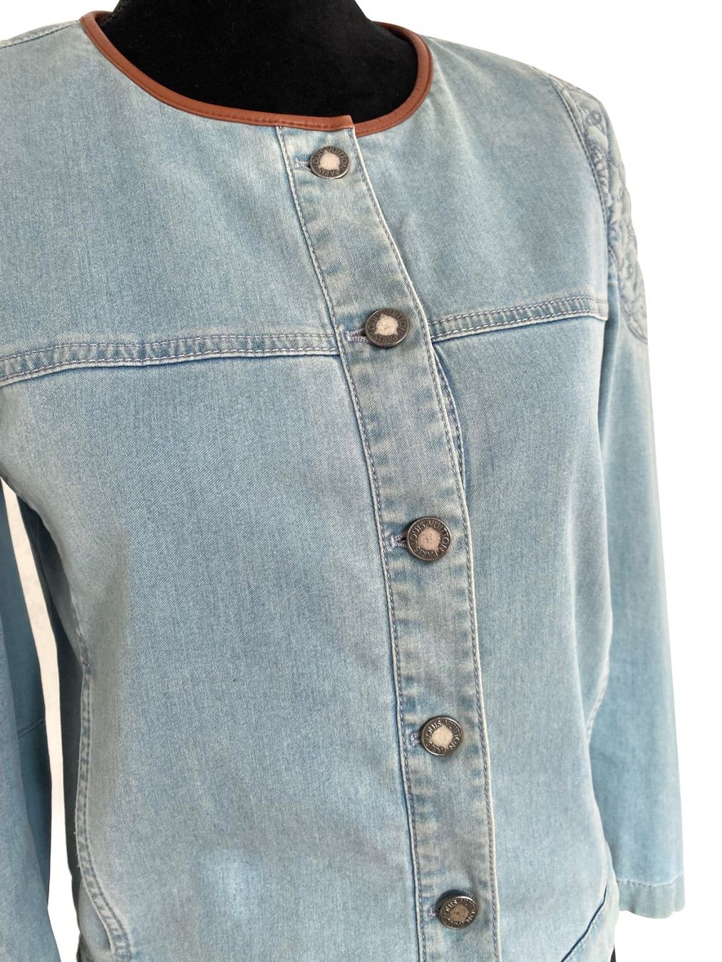 Jacken: Louis Vuitton LV Monogramm Jeansjacke Jacke – Gebraucht aus Kriens von hannaandkiko 8