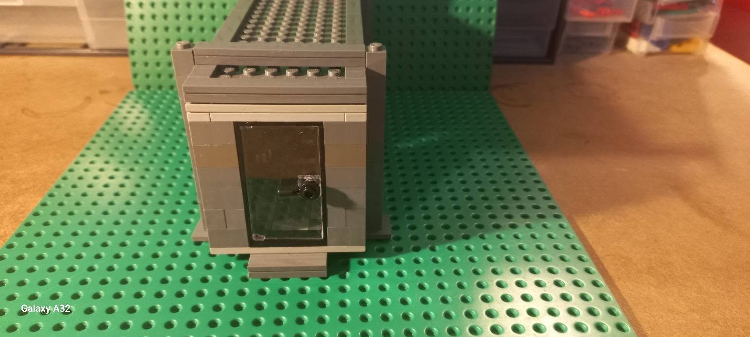 Lego Giocattoli: Le container du chantier Lego – Usato da La tour de treme venduto da Legocreation82 5