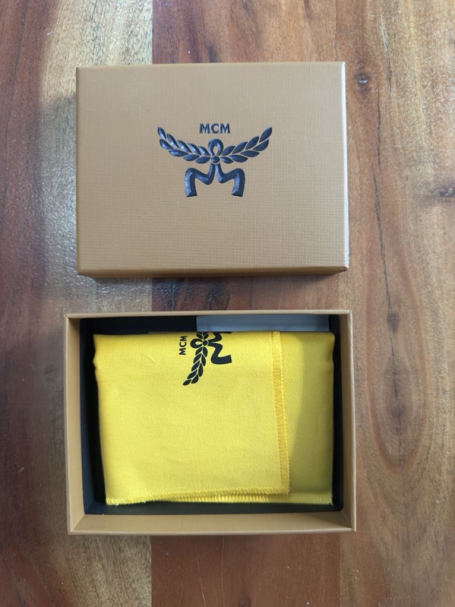 Mcm Portafogli: MCM Kartenetui Visetos Cognac, neu mit Box – Nuovo (secondo la descrizione) da Neuendorf venduto da Bleu_primitif 2