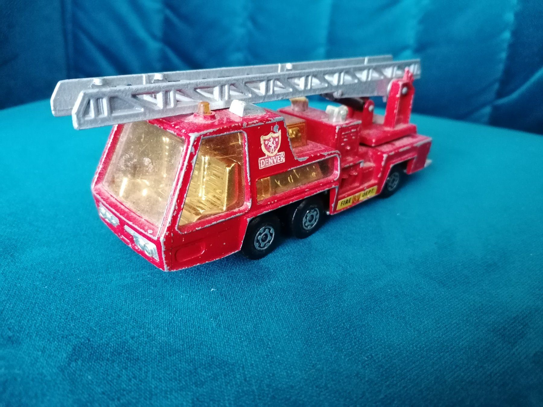 Matchbox Modellautos: Matchbox Super Kings K-9 Fire Tender – Gebraucht aus Basel von vintagecollector