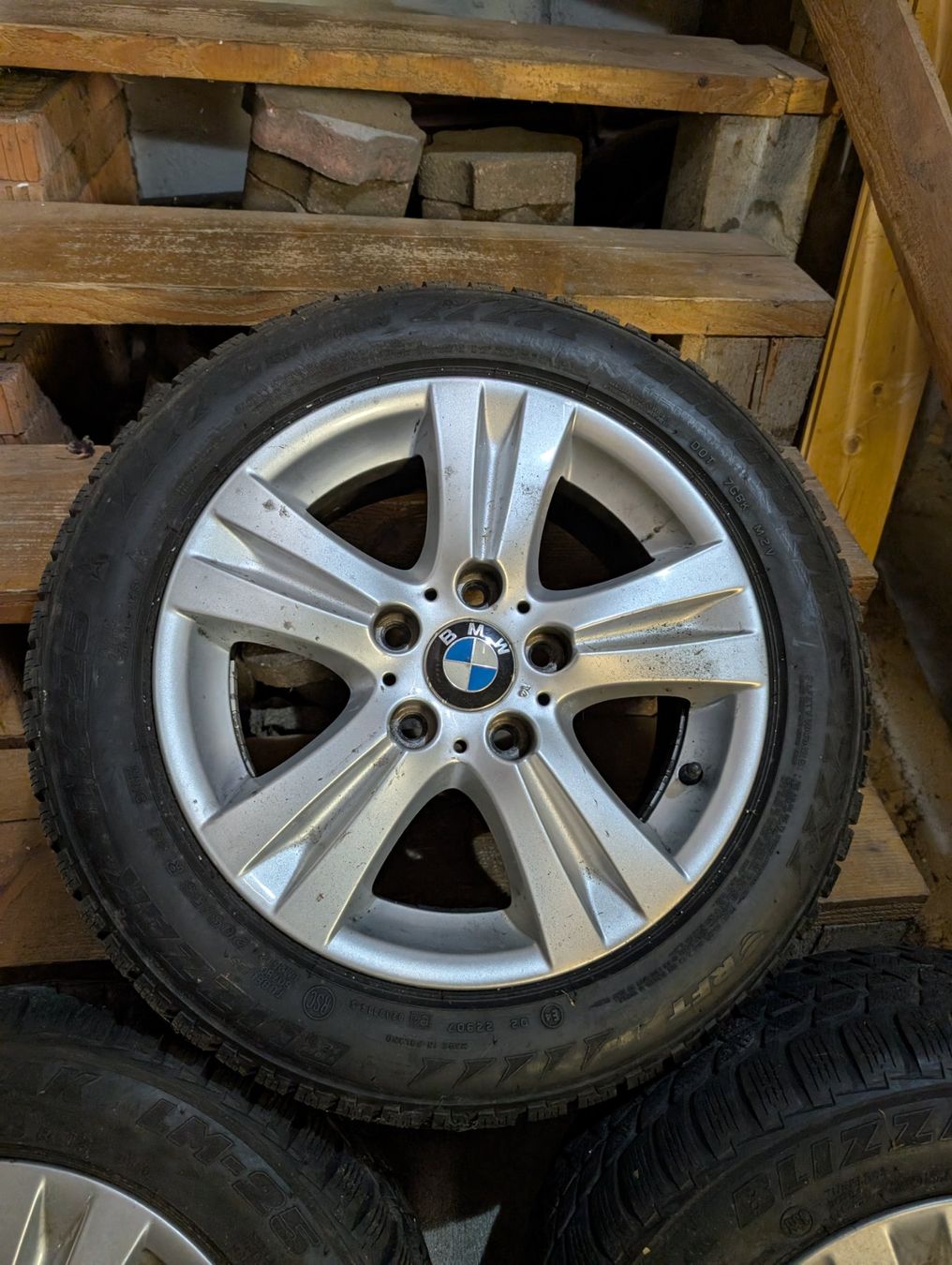 BMW Cerchioni: 4x BMW Felgen 16 Zoll – Usato da Brugg AG venduto da kreisstrom 7