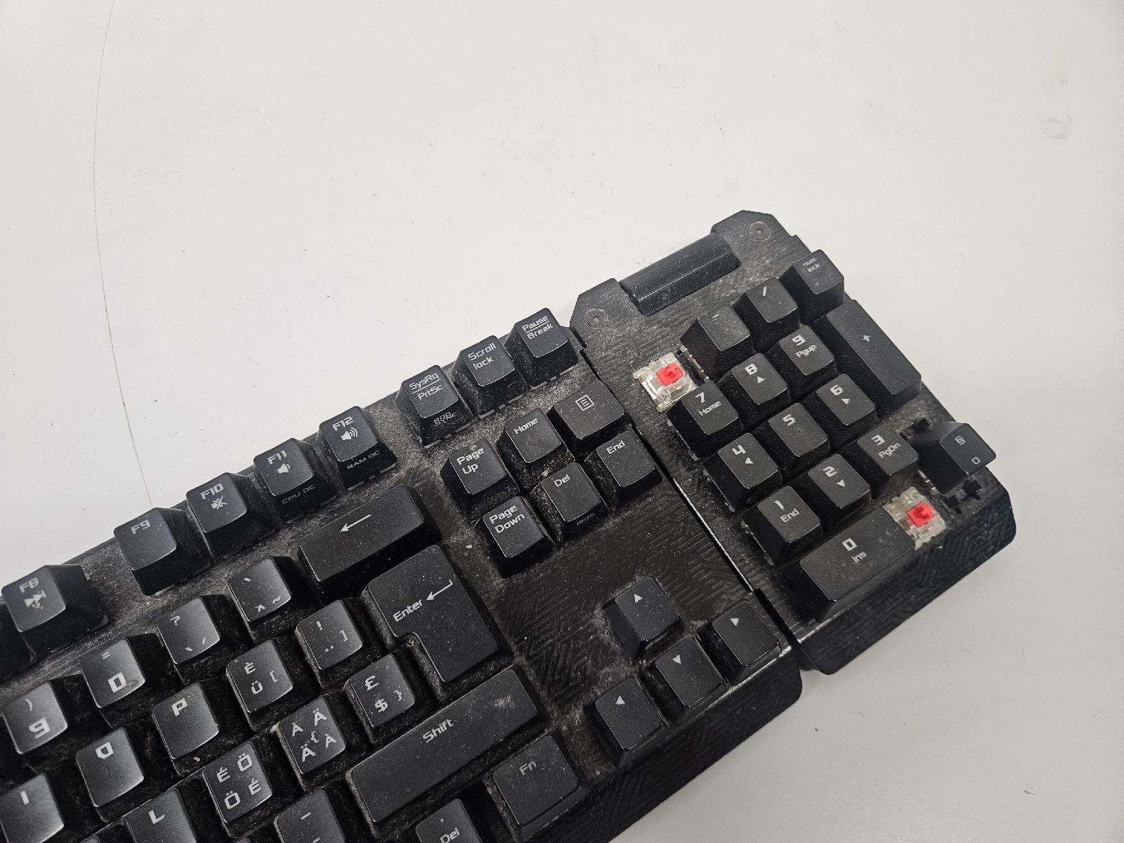 Asus Tastiere: Asus ROG Claymore Tastatur  – Usato da Mellingen venduto da Mech-Service 5